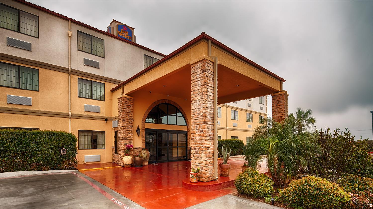 Best Western San Isidro Inn Ларедо Екстер'єр фото